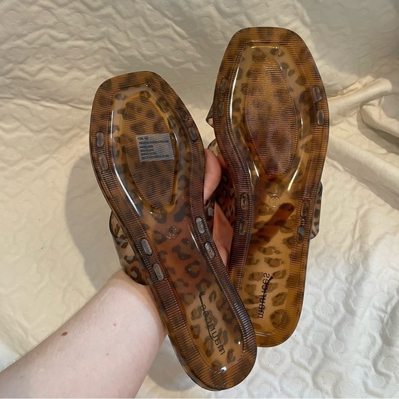 Murices Leopard Print Women's Sandals 10 Translucent Brand Black Slip On NWOT - Picture 5 of 6